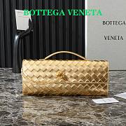 Okify Botega Veneta Andiamo Clutch Metallic Bag In Gold 31x13x3cm - 1