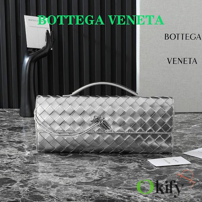 Okify Botega Veneta Andiamo Clutch Metallic Bag In Silver 31x13x3cm - 1