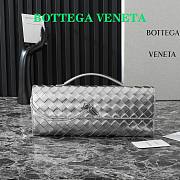 Okify Botega Veneta Andiamo Clutch Metallic Bag In Silver 31x13x3cm - 1