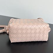 Okify Bottega Veneta Top Handle Loop Bag In Cameo Pink 30200 kr 19x12x9cm  - 4