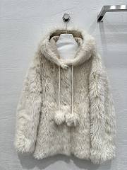 Okify Loewe Tuscan White Fur Coat SML - 1