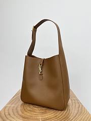 Okify YSL LE 5 A 7 Supple Large Hobo Bag In Caramel Brown 30x31x13cm - 5