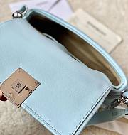 Okify Givenchy Small 4G Soft Bag in blue quilted leather with chain 25x15x6cm - 2