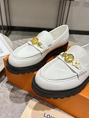 Okify Louis Vuitton White Loafers EU35-45 - 6