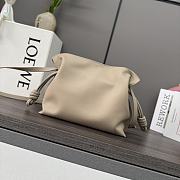 Okify Loewe Mini Flamenco Clutch In Beige Nappa Calfskin 23x18x9cm - 1