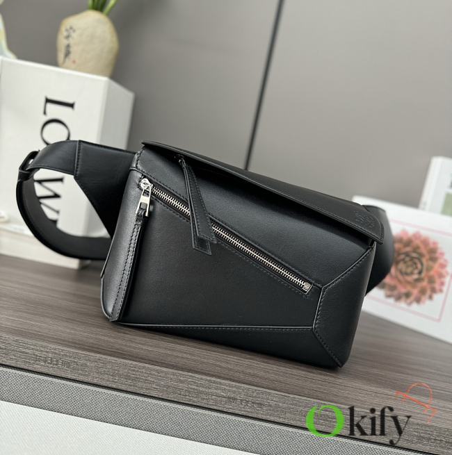 Okify Loewe Small Puzzle Bag In Black Calfskin 24x10.5x16cm - 1