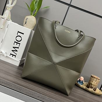 Okify Loewe Medium Puzzle Fold Tote Bag In Green Shiny Calfskin 25.5x14.5x31.5cm 