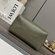 Okify Loewe Medium Puzzle Fold Tote Bag In Green Shiny Calfskin 25.5x14.5x31.5cm  - 2