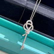 Okify Tiffany&Co Silver Knot Necklace  - 4