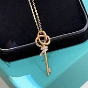 Okify Tiffany&Co Gold Knot Necklace 19840 - 1