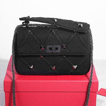 Okify Valentino Garavani Roman Stud Bag In Black 25x7x15cm 19849