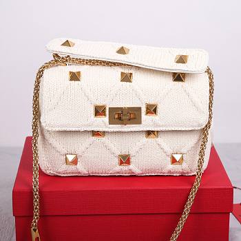 Okify Valentino Garavani Roman Stud Bag In White 25x7x15cm 19850