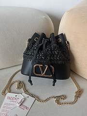 Okify Valentino Garavani Mini Raffia Bucket Bag In Black 20x17x8.5cm - 1