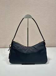 Okify Prada Aimée large Re-Nylon and leather shoulder bag with padlock 34x19.5x10cm  - 4