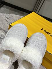 Okify Fendi White Fur Slippers EU35-41 19968 - 2