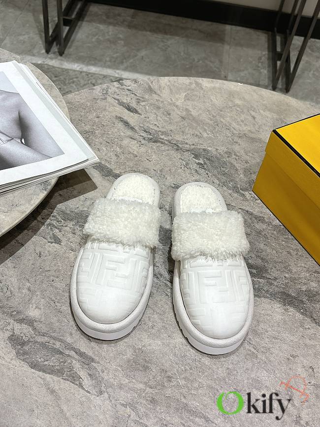 Okify Fendi White Fur Slippers 19973 - 1