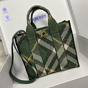 Okify Burberry Mini Check Knitted Tote In Green 25 x 11 x 22cm - 4