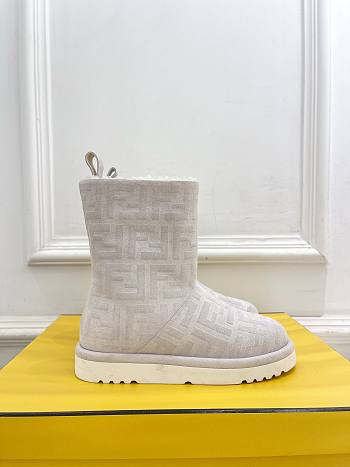 Okify Fendi Apres Chic White FF chamois low boots EU35-41