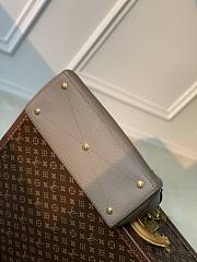 Okify Louis Vuitton Clay Vendome MM Bag 36×29×15cm M22927  - 4