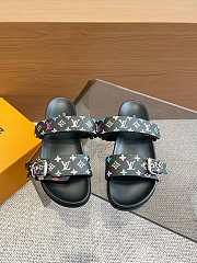 Okify Louis Vuitton Bom Dia Flat Comfort Mule Sandals In Black EU35-46  - 1