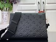 Okify Louis Vuitton Black Coussin PM Bag M57790 26 x 20 x 12 cm  - 4