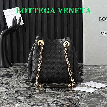 Okify Bottega Veneta Small Parachute Shoulder Bag In Black 21x17x16.5cm