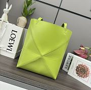 Okify Loewe Medium Puzzle Fold Tote Bag In Bright Green Shiny Calfskin 25.5x14.5x31.5cm - 1