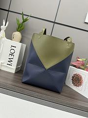 Okify Loewe Medium Puzzle Fold Tote Bag In Dark Blue And Green Shiny Calfskin 25.5x14.5x31.5cm - 1