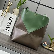 Okify Loewe Medium Puzzle Fold Tote Bag In Brown And Green Shiny Calfskin 25.5x14.5x31.5cm - 1