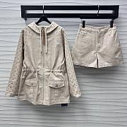 Okify Louis Vuitton Set Beige Denim Jacket And Shorts SML  - 2