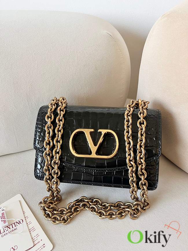 Okify Valentino Garavani Vain Bag In Black Crocodile Patent 19.5x13x7cm - 1