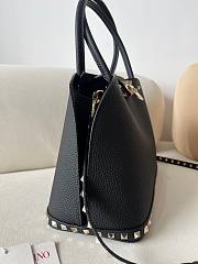 Okify Valentino Garavani Rockstud Grained Calfskin Bag In Black 28x21x14cm  - 3