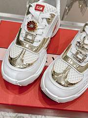 Okify Roger Vivier Viv' On The Run Sneakers In Gold With Red Flowers EU35-40  - 2