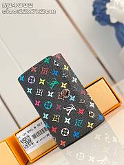 Okify Louis Vuitton LV x TM 6 Key Holder M14092 In Black 12x7x2cm - 1