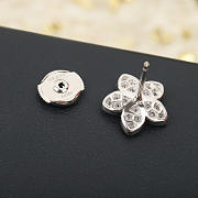 Okify Graff Flowers Silver Earrings 20817 - 2