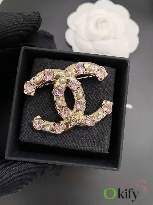 Okify CC Gold Brooch With Small Pink Heart 20826 - 1