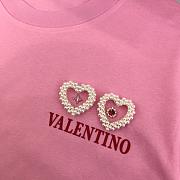 Okify Valentino T-Shirt With Two Heart Brooches SML  - 5