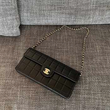 Okify CC Chocolate Bar Bag In Black 26x13x4cm