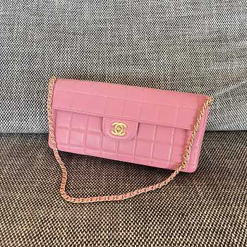 Okify CC Chocolate Bar Bag In Pink 26x13x4cm