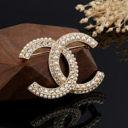 Okify CC Gold Brooch With Pearl And Diamond  - 1