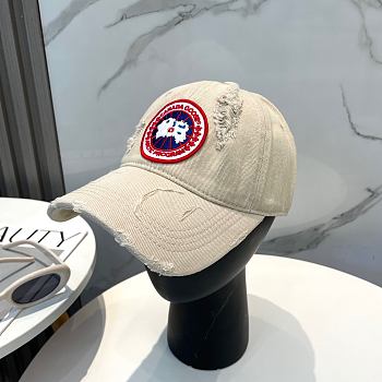 Okify Canada Goose White Cap 