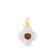 Okify Louis Vuitton Vivienne Fur Keychain M02300 - 2