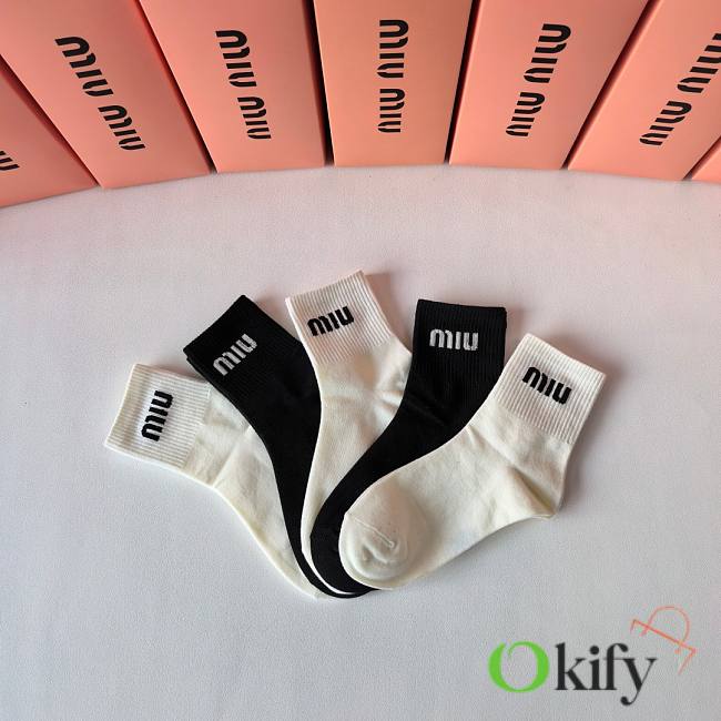 Okify MiuMiu Set 5 Pairs Of Black And White Socks 21049 - 1