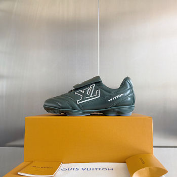 Okify Louis Vuitton Footprint Soccer Sneakers In Green 1AHAHV EU35-45 