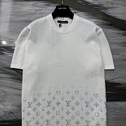 Okify Louis Vuitton Gradient Monogram White T-shirt 21113 - 4