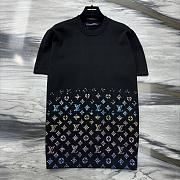 Okify Louis Vuitton Gradient Monogram Black T-shirt 21114 - 2