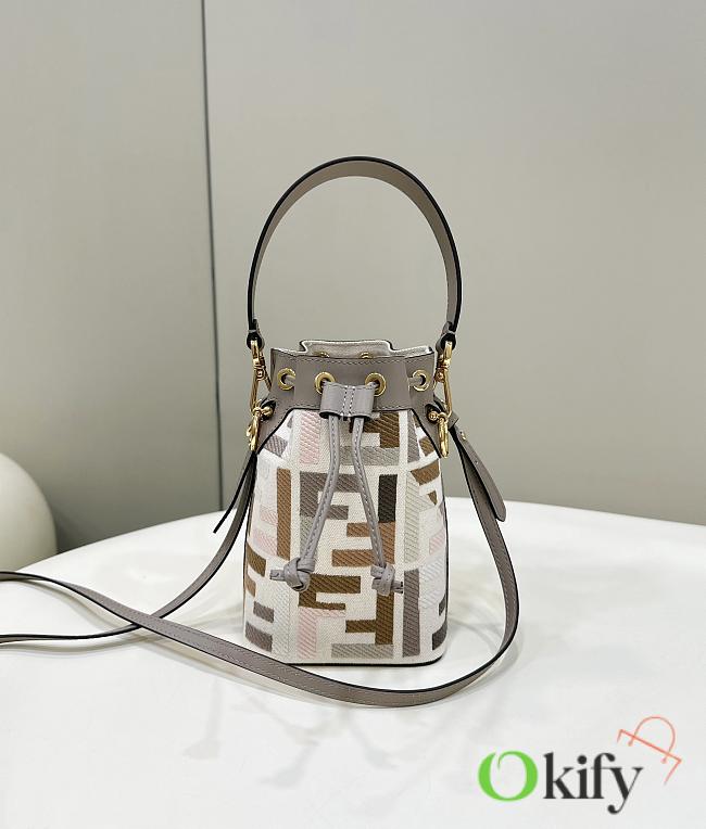 Okify Fendi Mon Tresor Bucket Bag 12x18x10cm 21130 - 1