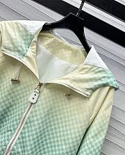 Okify Louis Vuitton Gradient Green And Yellow Hooded Jacket SML  - 4