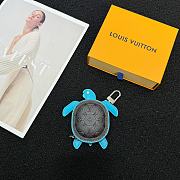 Okify Louis Vuitton Turtle Pouch Bag Charm 21278 - 2