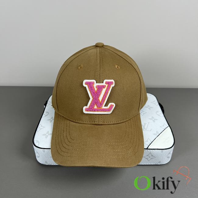 Okify Louis Vuitton Brown Baseball Cap With Pink Logo  - 1